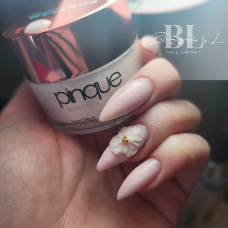 Bloomingnails by L